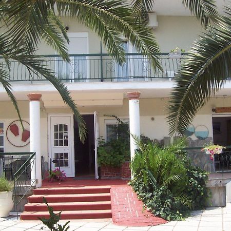 פורקה Aquarius Hotel מראה חיצוני תמונה