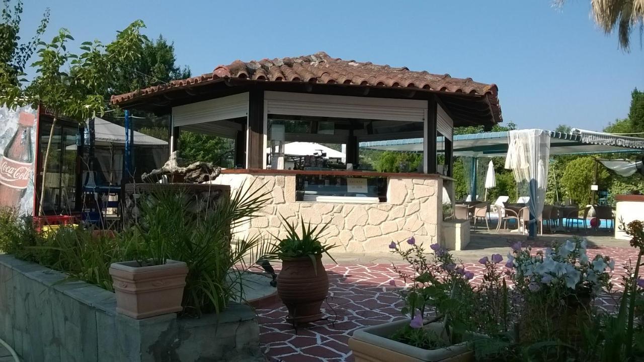 פורקה Aquarius Hotel מראה חיצוני תמונה