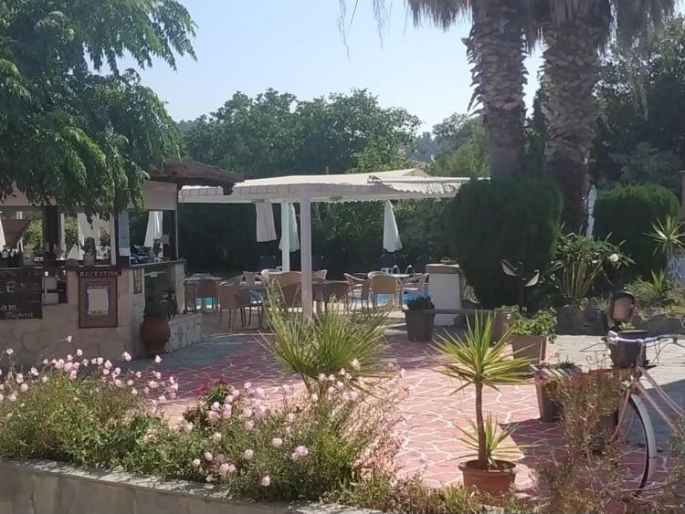 פורקה Aquarius Hotel מראה חיצוני תמונה
