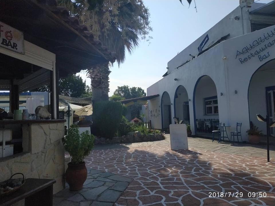 פורקה Aquarius Hotel מראה חיצוני תמונה